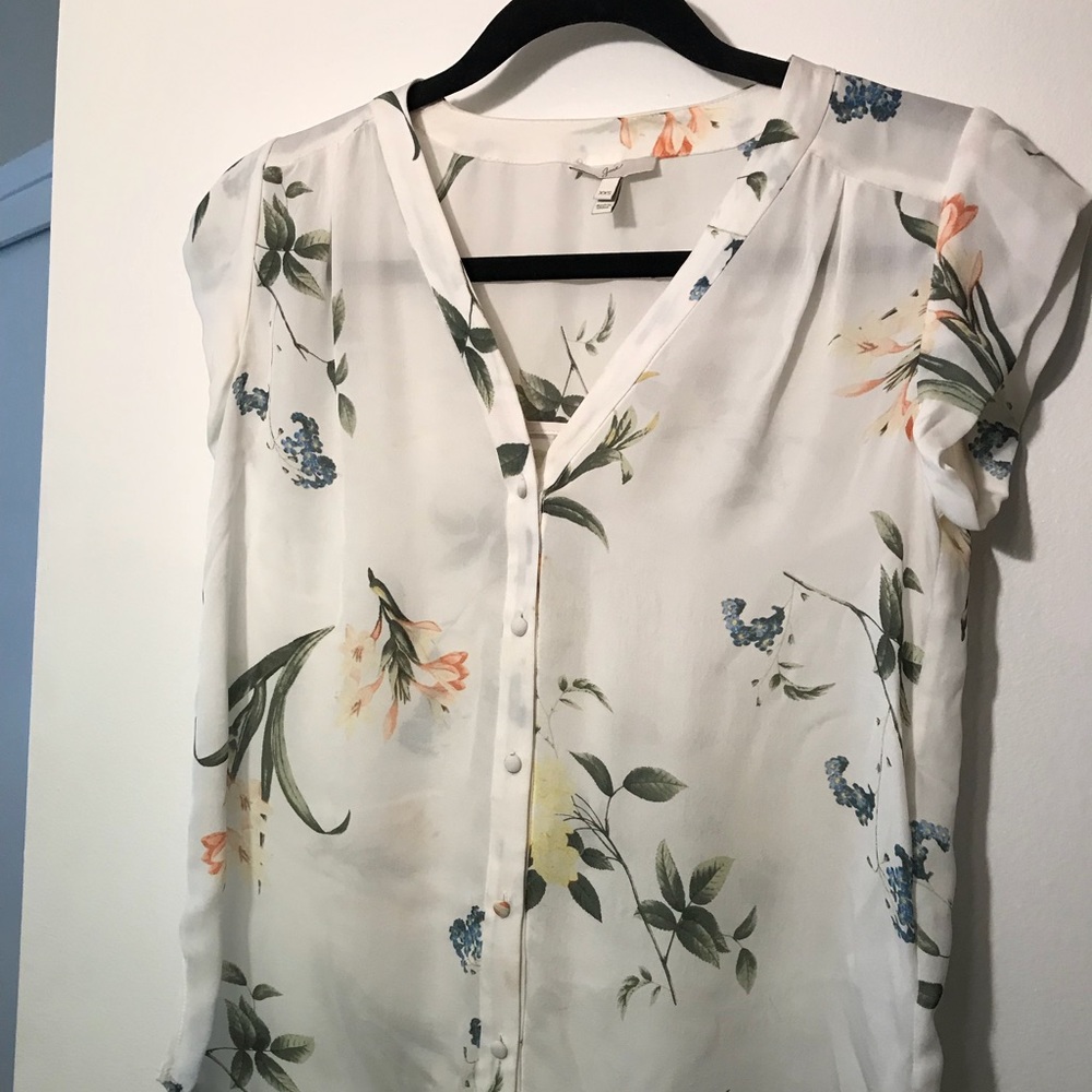 Silk floral sleeveless blouse